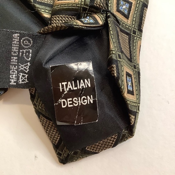 VINTAGE Italian Green & Gold Geometric Woven Silk Tie - Picture 9 of 12